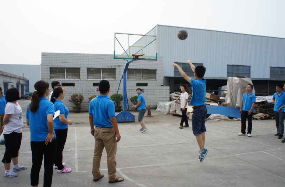 贏勝橡塑舉辦“悅享中秋，情系殼寶”中秋活動