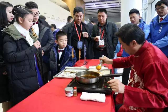 贏(yíng)勝橡塑保溫30周前年慶典 贏(yíng)勝橡塑保溫30周前年慶典